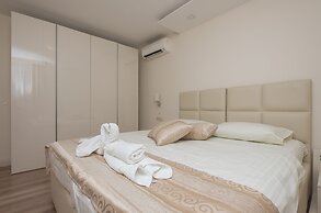 Apartments Leone