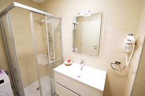 Apartments Leone