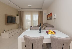 Apartments Leone