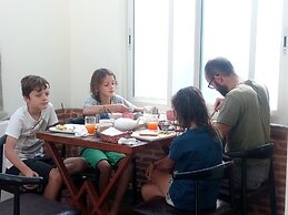 Tara Art House