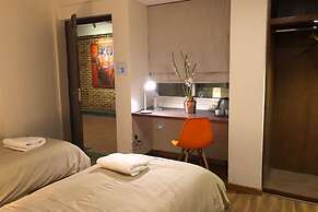 Tara Art House