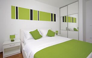 Lux Apartments