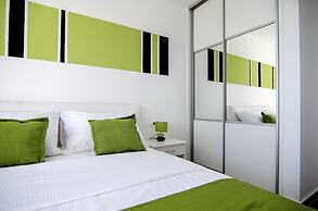 Lux Apartments