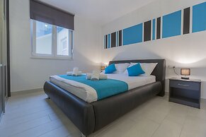 Lux Apartments