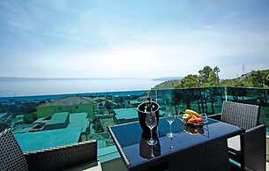 Lux Apartments