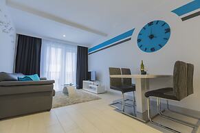 Lux Apartments