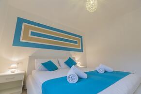 Lux Apartments