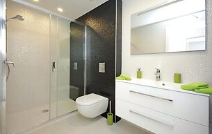 Lux Apartments