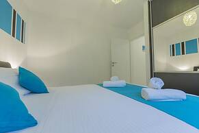 Lux Apartments