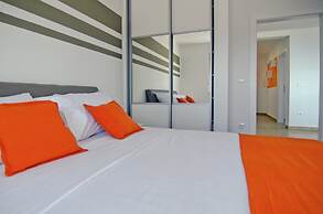 Lux Apartments