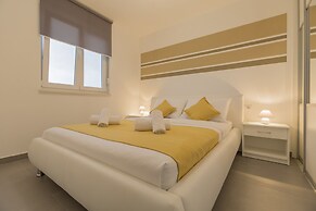 Lux Apartments