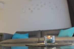 Lux Apartments