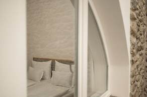 Kuntino Suites
