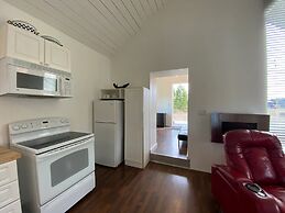 Woodhouse Cottages and Ranch