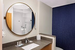 Fairfield by Marriott Port Clinton Waterfront