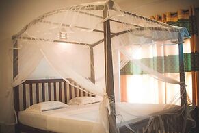 Tanoaks Villa