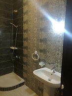 Queen Hostel