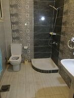 Queen Hostel