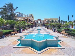 Marassi North Coast Villa V23 with pool