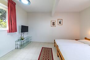 Mizra Guest House