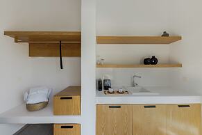 Melidonia Suites