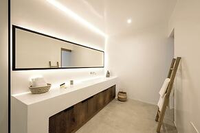 Melidonia Suites