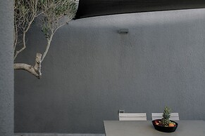 Melidonia Suites