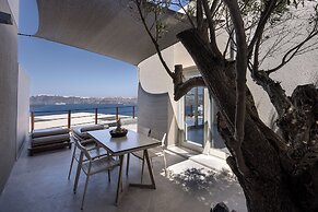 Melidonia Suites