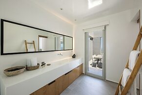 Melidonia Suites