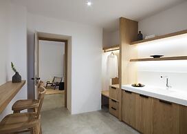 Melidonia Suites