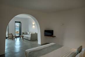 Melidonia Suites