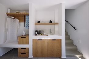 Melidonia Suites