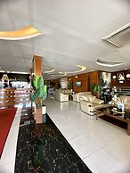 Aral Hotel