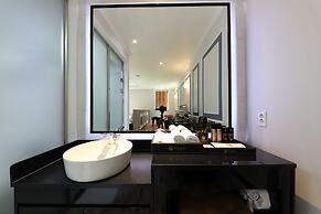 Hotel Encore