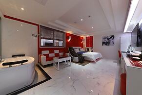 Hotel Encore