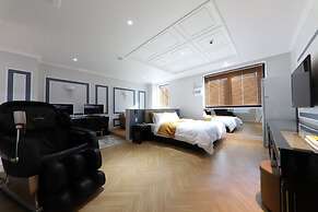 Hotel Encore