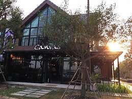 Canvas Family Home