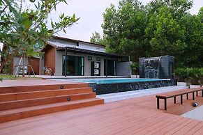 Canvas Family Home