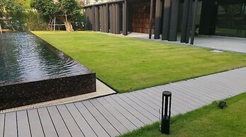Scene Bangkok Noi