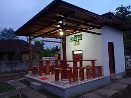 Santhi Guna Bungalow