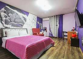 Sky Motel