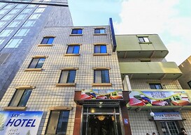 Sky Motel