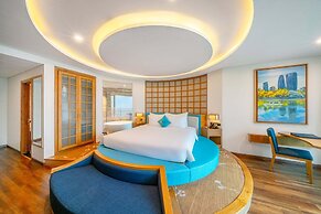 Sala Danang Beach Hotel