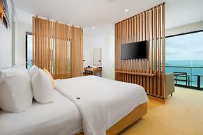 Sala Danang Beach Hotel