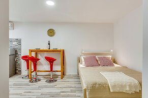 Apartments Small Sweet & Cosy