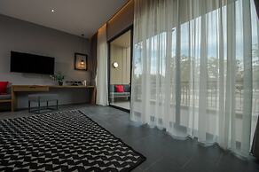 The Gallery Hotel Nai Harn