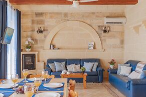 Ta Danjela Villa Sleeps 8 With Pool