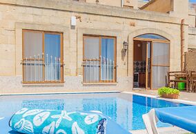 Ta Danjela Villa Sleeps 8 With Pool
