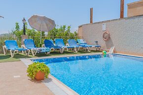 Ta Danjela Villa Sleeps 8 With Pool