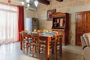 Villa Savona Sleeps 7 With Private Pool